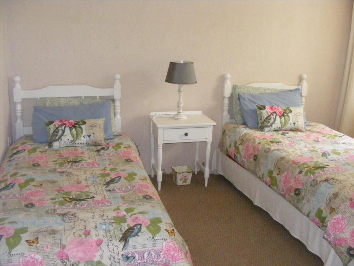 Meadow Lane Country Cottages Underberg Bagian luar foto